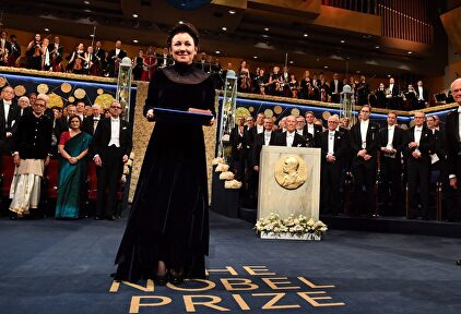 Olga Tokarczuk recibiendo el Premio Nobel | Cordon Press