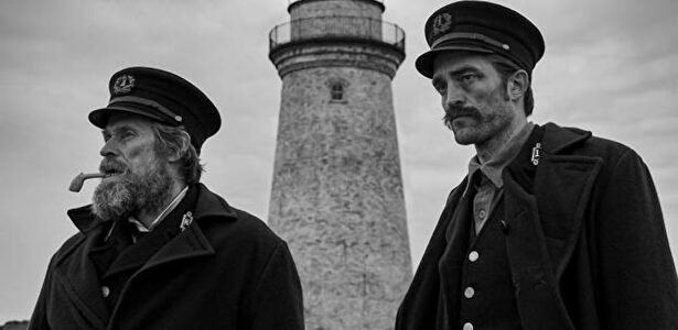 Willem Dafoe y Robert Pattinson en El Faro | Universal
