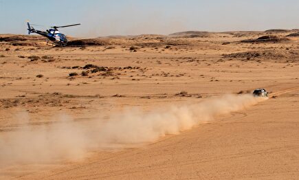 Máxima emoción y tensión en el Dakar 2020. | EFE