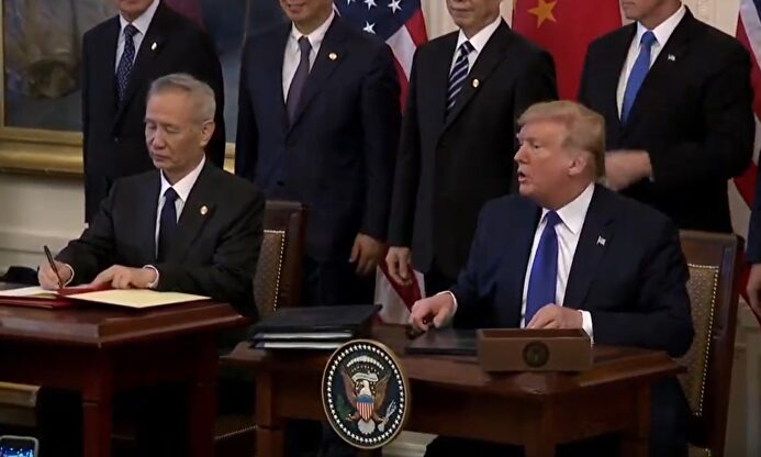 Donald Trump con el presidente de China Xi Jinping | Europa Press