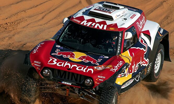 Carlos Sainz gana por tercera vez el Dakar