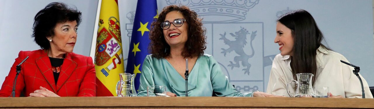 Isabel Celaá, María Jesús Montero e Irene Montero. | EFE