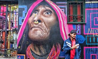 Un grafiti en una calle de Bogotá. | Kelu Robles