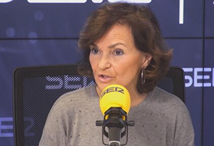 Carmen Calvo quiere que el Congreso se llame solo Congreso, "si no, ¿qué hacemos allí las diputadas?"