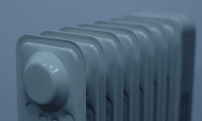 Existen alternativas para ahorrar en la factura de la luz | Pixabay