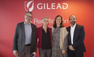 De izquierda a derecha: Dr. Josep María Llibre, del Hospital Universitario Germans Trias i Pujol de Badalona; Dra. María José Fuster, de SEISID | LD