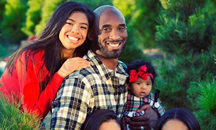 Kobe Bryant junto a su mujer y sus cuatro hijas. | Instagram