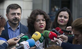 La actual alcaldesa de Huévar, María José Moreno (PP), comparece tras denunciar la compra de votos del PSOE | Europa Press