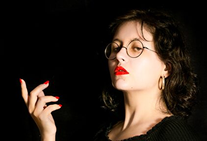 Sofía Rincón, polifacética y transgresora artista anticomunista | LD