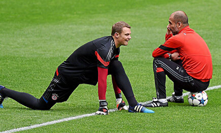 Guardiola, junto a Neuer | Agencias