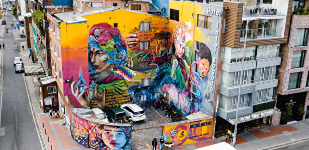 De peligro de muerte, a galería de arte urbana: así es La Candelaria, el barrio más antiguo Bogotá