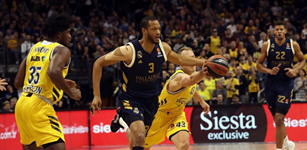 Anthony Randolph, en acción ante el Alba Berlín. | EFE
