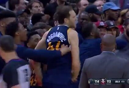 La canasta del año en la NBA: espectacular triple ganador sobre la bocina de Bogdanovic
