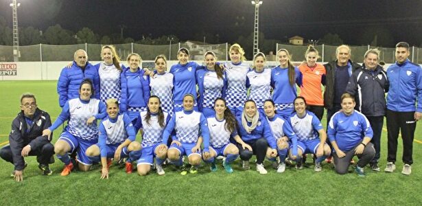 Las jugadoras del Crevillente femenino. | Facebook