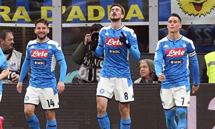 Un golazo de Fabián Ruiz acerca al Nápoles a la final de la Copa de Italia