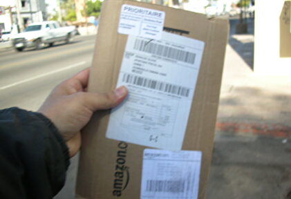 Paquete de Amazon | Flickr/CC/oswaldo