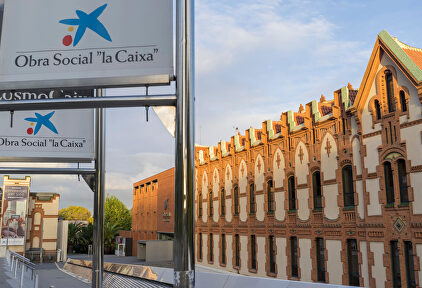 Sede de la Obra Social "la Caixa" en Barcelona | Alamy