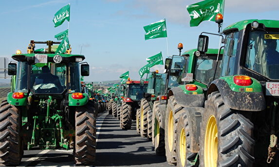 Tractorada de agricultores y ganaderos | ASAJA - Sevilla