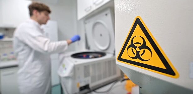 Investigador, en un laboratorio | Europa Press