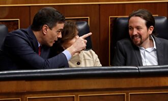 Sánchez e Iglesias en el Congreso. | EFE
