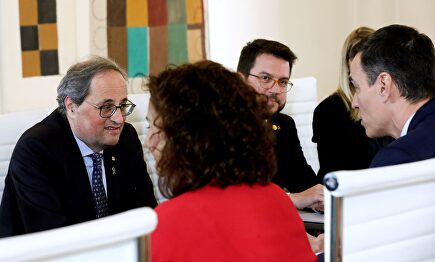 Quim Torra y Pedro Sánchez en su reunión en Moncloa. | EFE