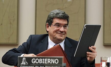 El ministro de Seguridad Social, José Luis Escrivá, este miércoles, durante su comparecencia en la Comisión del Pacto de Toledo. | EFE