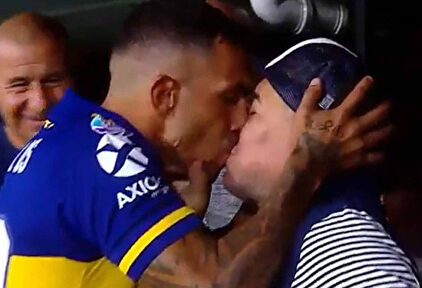 El emotivo homenaje de la Bombonera a Maradona