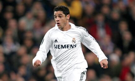 Cicinho, durante su etapa en el Real Madrid. | Cordon Press/Archivo