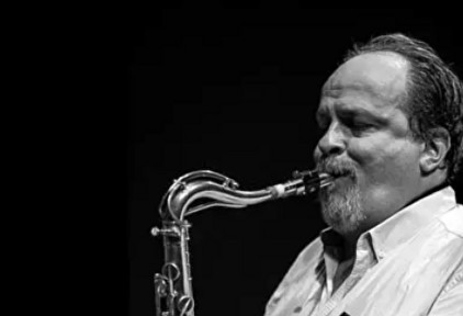 Marcelo Peralta, saxofonista. | Escuela de música creativa