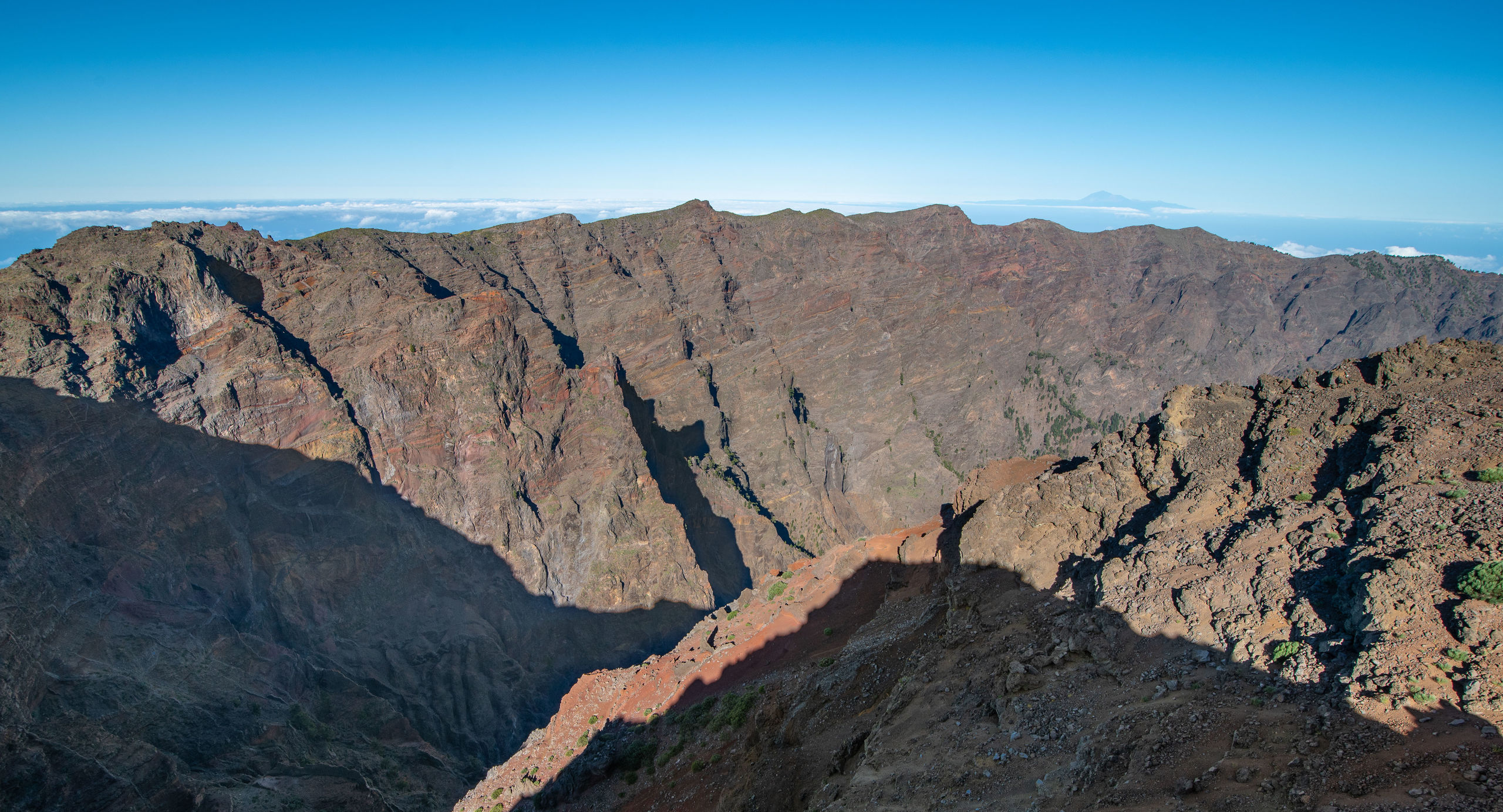 Caldera De Taburiente Y Roque De Los Muchachos La Palma Sigue Siendo