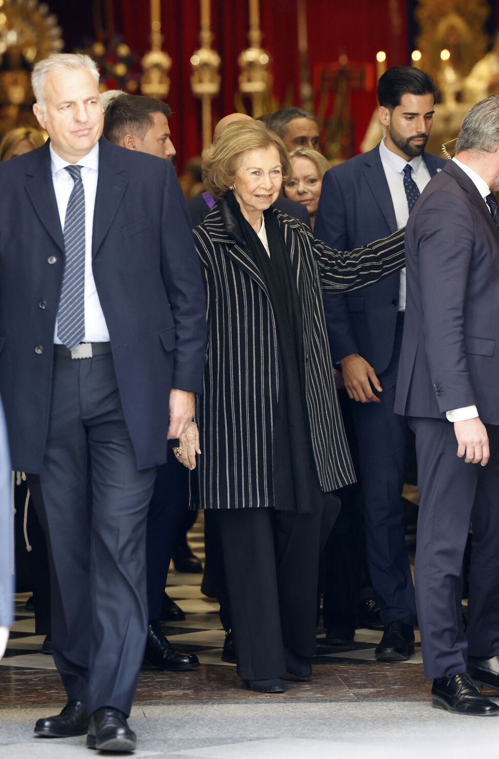 La Reina Sof A En Jes S De Medinaceli Entre V Tores Y Aplausos