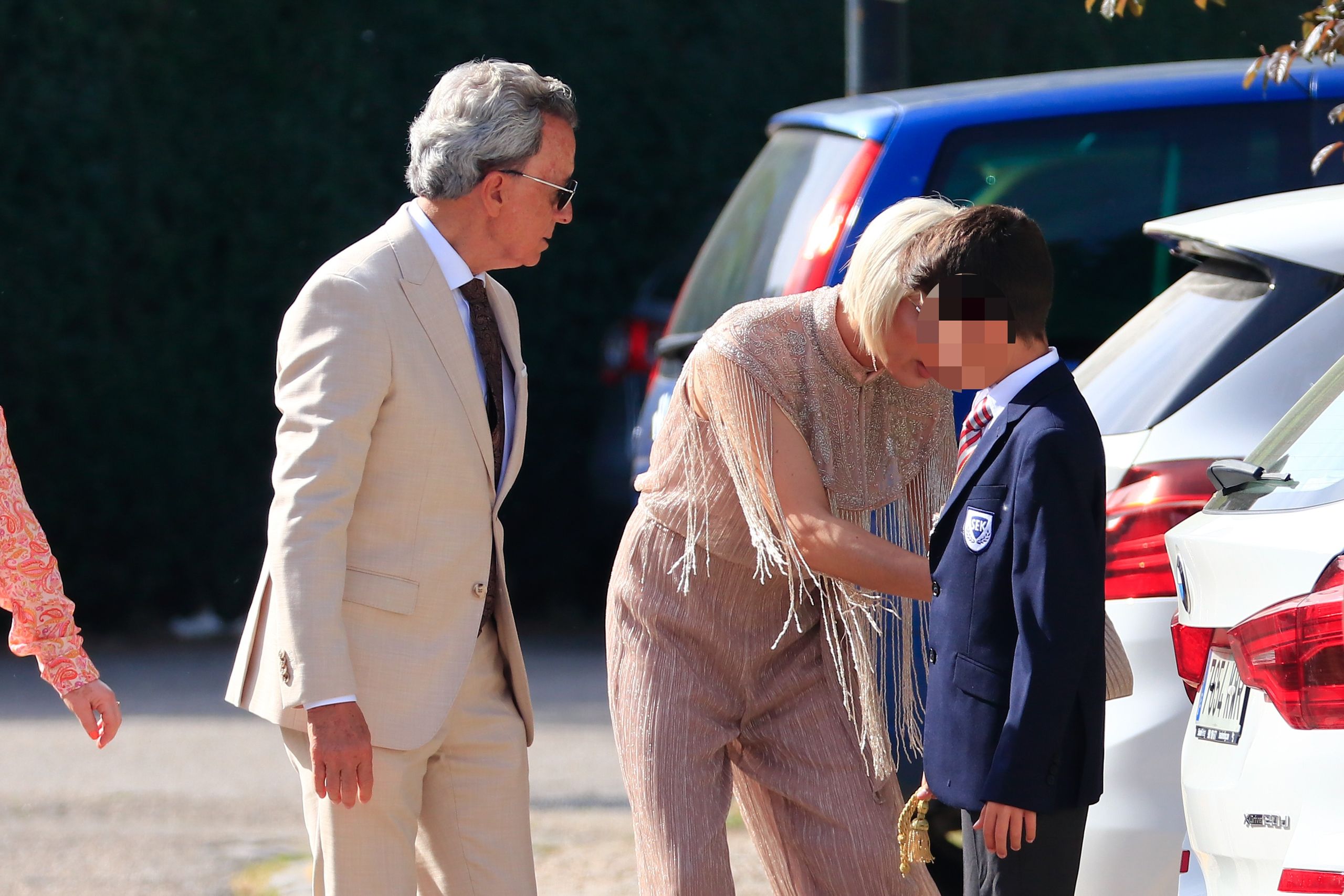 Jos Ortega Cano Y Ana Mar A Ald N Celebran La Comuni N De Su Hijo Con