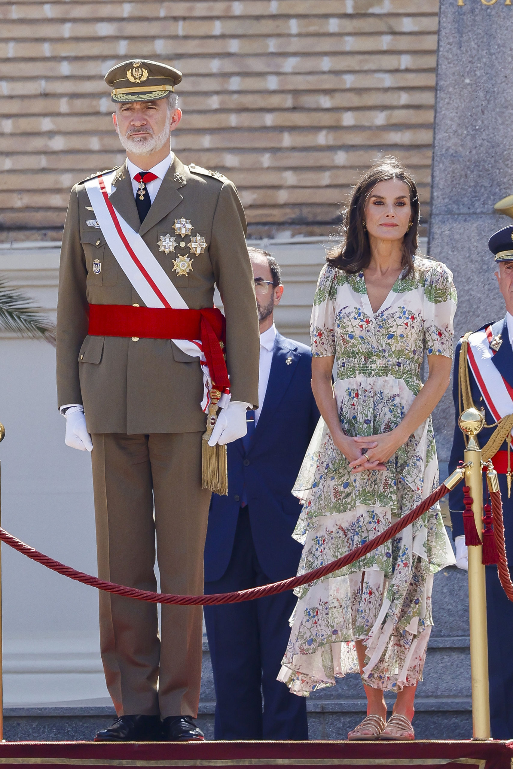 Los estilismos de la reina Letizia y Sofía para el gran día de Leonor