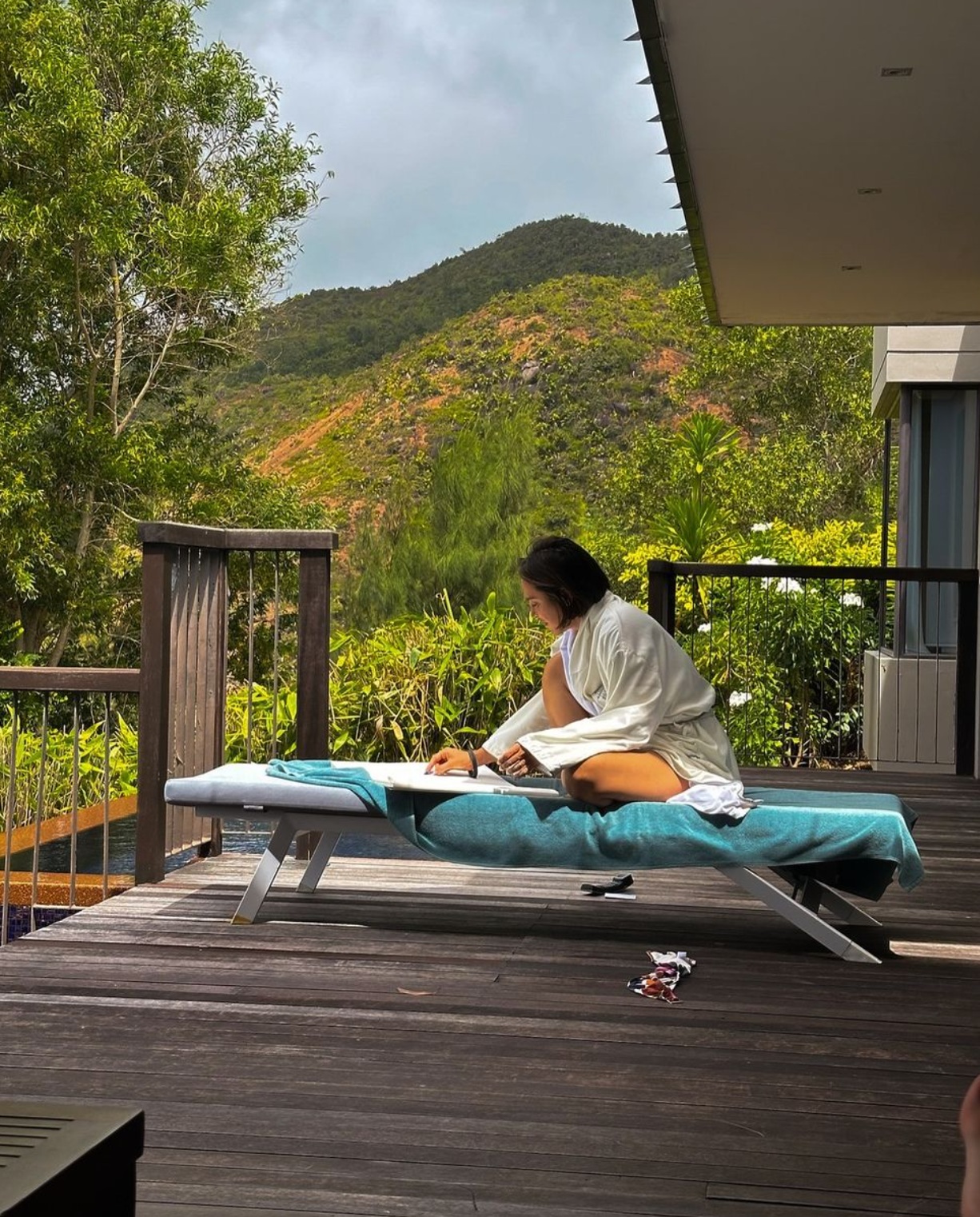 Tamara Falc M S Sexi Que Nunca Su Atrevido Posado En Bikini Desde Seychelles Chic