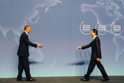 Obama recibe al primer ministro japons