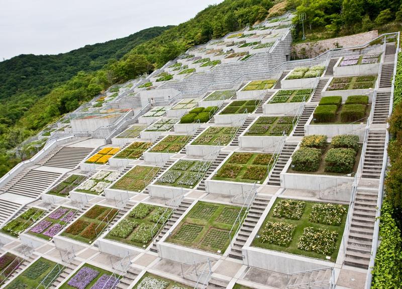 3. Jardín botánico del Awaji Hyakudanen (Japón)