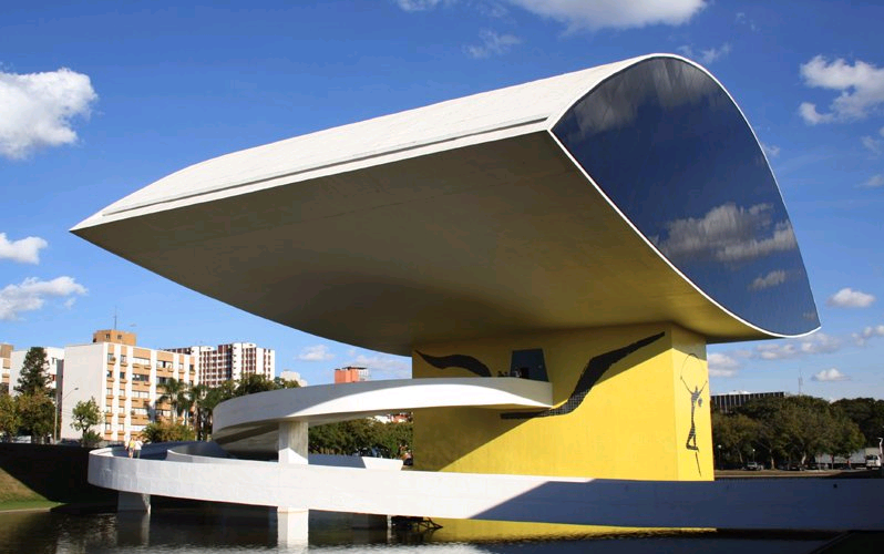 Museo Niemeyer, Curitiba, Brasil
