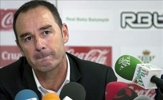 Víctor Fernández como entrenador del Betis