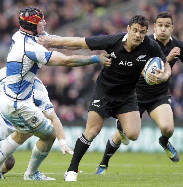 Dan Carter contra Escocia