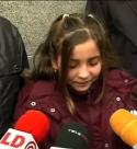 "Pretendo que mi hija pueda utilizar el español porque tiene DNI español"