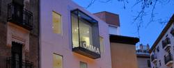 Fachada del centro de la escuela de negocios OMMA en Madrid | OMMA