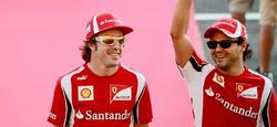 Fernando Alonso (i) y Felipe Massa, en el circuito de Suzuka. | EFE