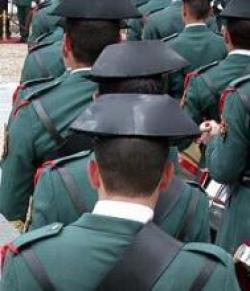 http://s.libertaddigital.com/fotos/noticias/250_0_nguardiacivil170707.jpg