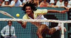 Yannick Noah, durante su época como tenista. | Archivo