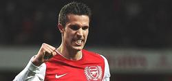 Van Persie celebra uno de sus goles. | EFE