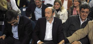 López, Rubalcaba y Madina en un acto pasado en San Sebastián | Cordon Press