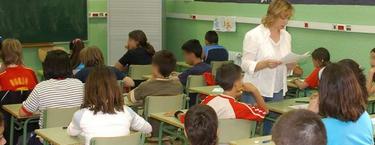 Imagen de archivo de un aula en un colegio en Espaa | EFE