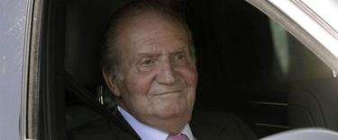Su Majestad el Rey Don Juan Carlos I, a su entrada al hospital | Archivo