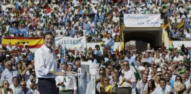 Mariano Rajoy en la plaza de toros de Antequera | Tarek/PP