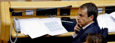 Zapatero durante la sesión de control al Gobierno, este martes en el Senado. | EFE